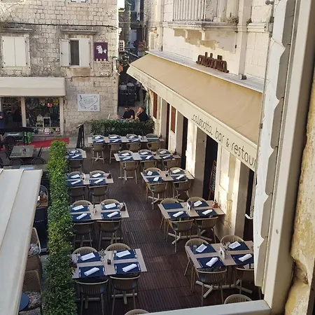 Boutique Square Trogir