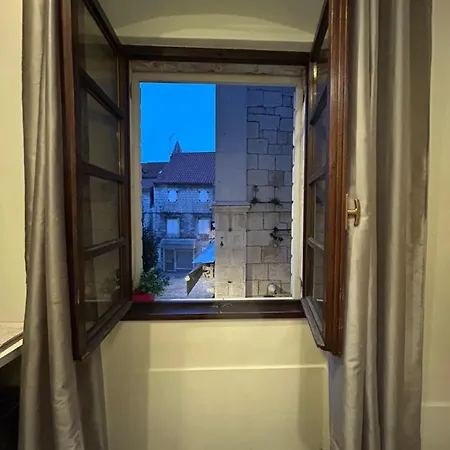 Hostal 
